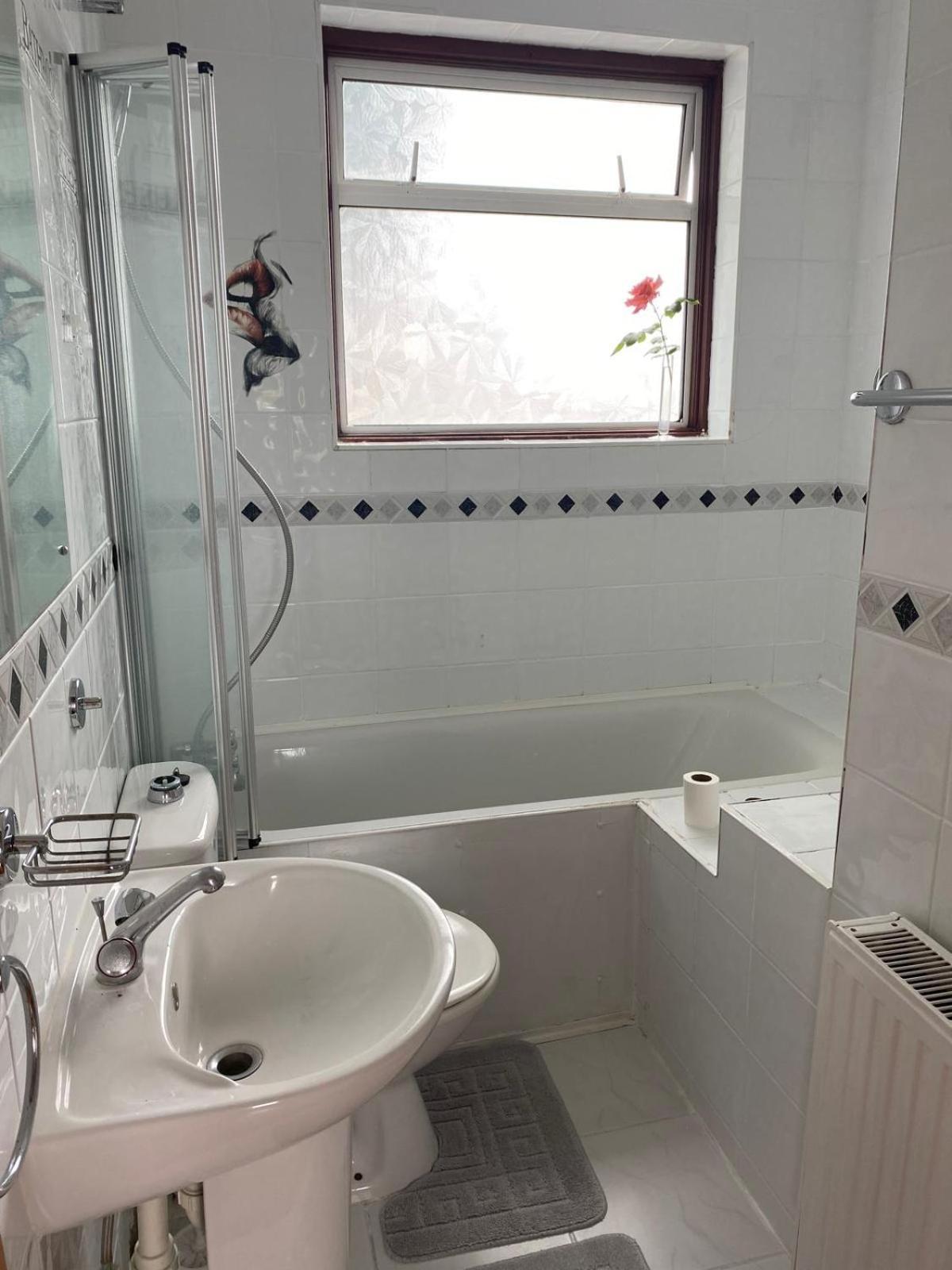 Lovely Rooms In West London Northolt  Exterior photo